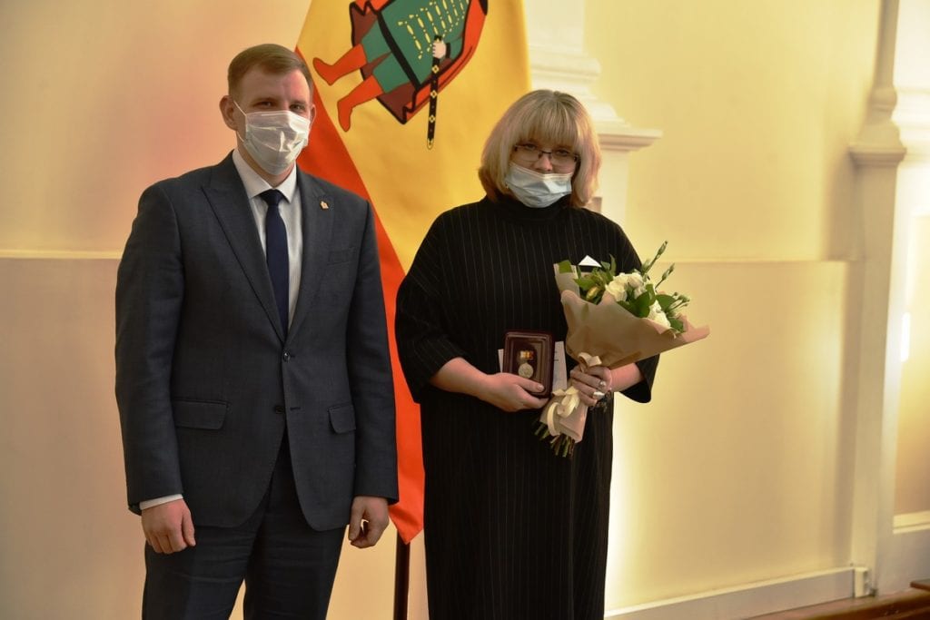 Николай Любимов вручил членам экспертного совета знаки губернатора Рязанской области