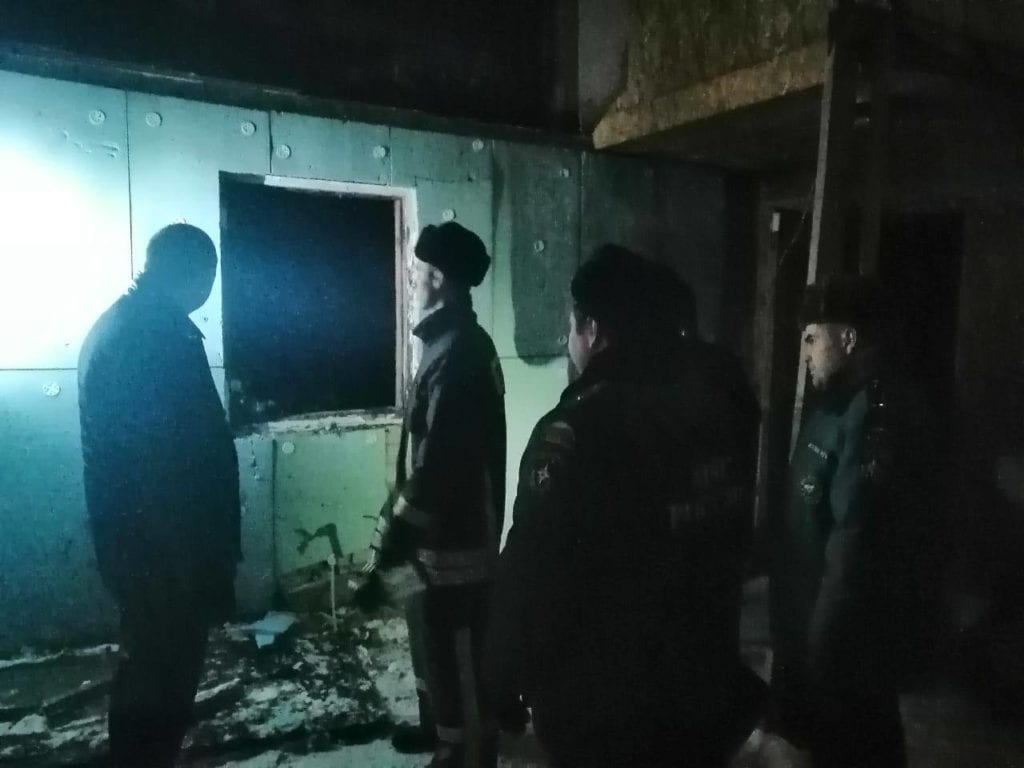 Появились фото с места пожара в Рязани, где погибли двое детей и двое взрослых