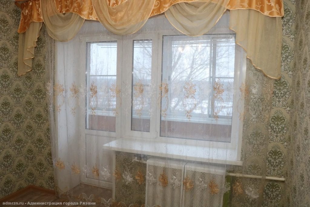 Елена Сорокина осмотрела квартиры для детей-сирот