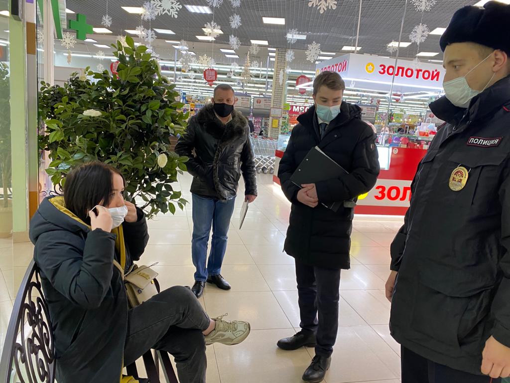 В Рязани проверили соблюдение масочного режима в торговых центрах