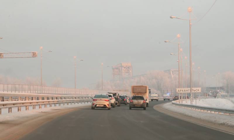 Северодвинский мост в Архангельске перекрывают каждую ночью до 31 января из-за ремонтных работ