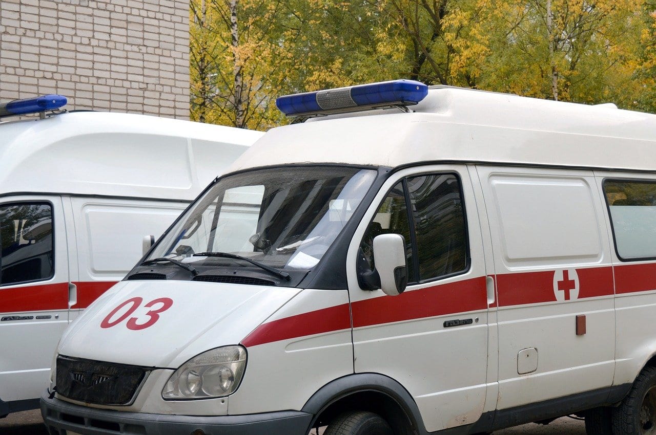 На Московском шоссе в Рязани мужчина на «Шкоде» врезался в столб