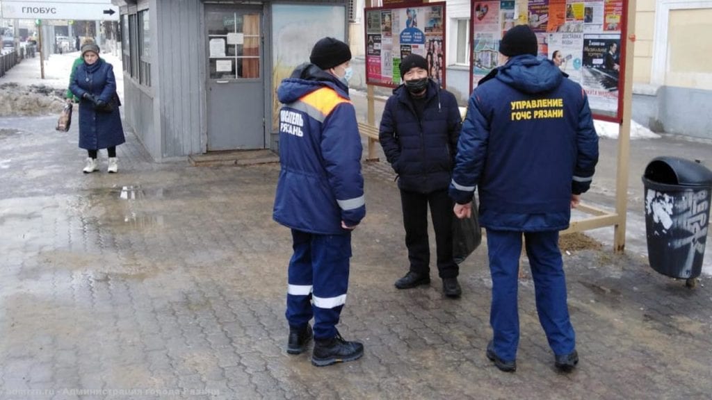 В Рязани вновь проверили соблюдение масочного режима в общественных местах