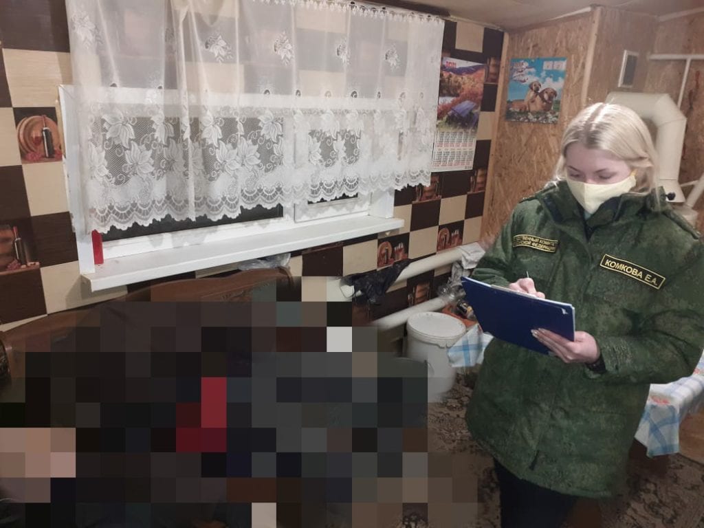В Саратовской области женщина зарезала 47-летнего сожителя