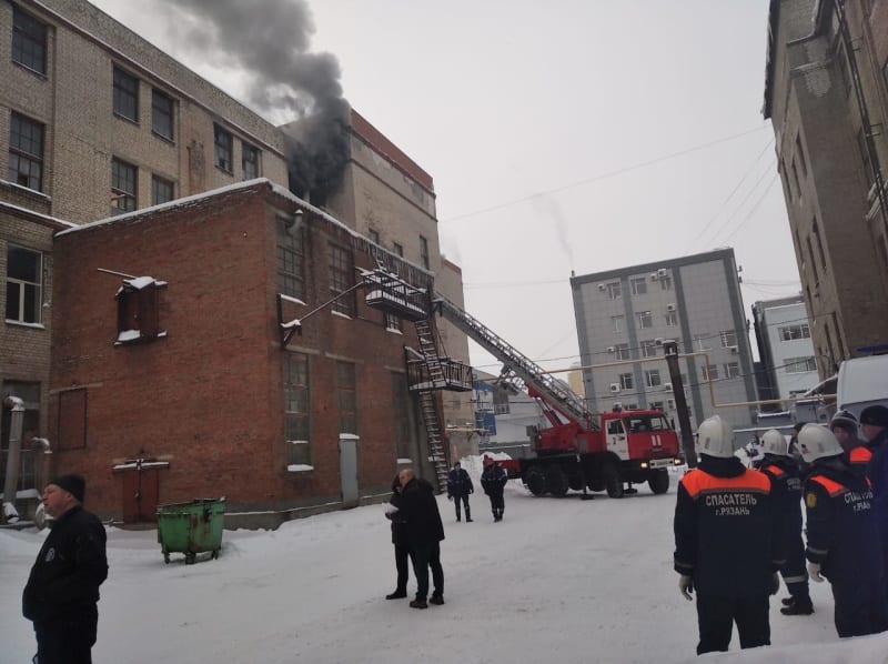 МЧС: Пожар на заводе «САМ» локализован