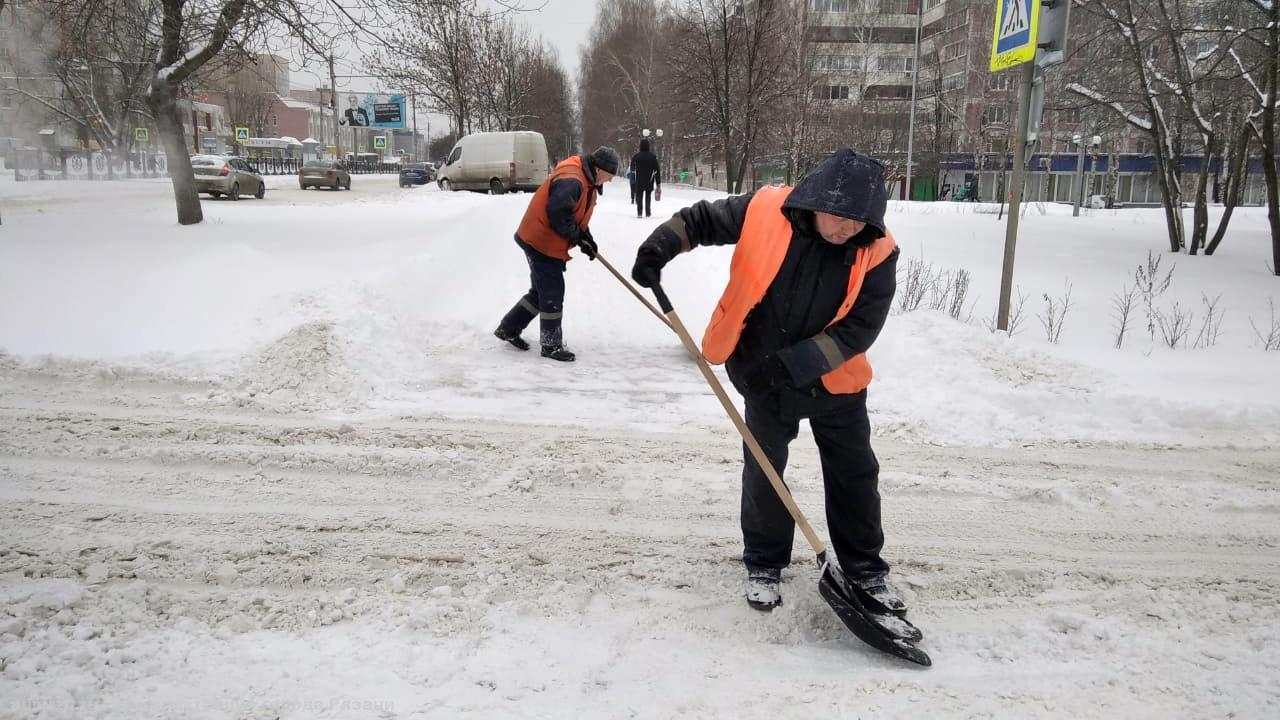 Подрядчикам, плохо убравшим на окраинах Рязани снег, не оплатят работу