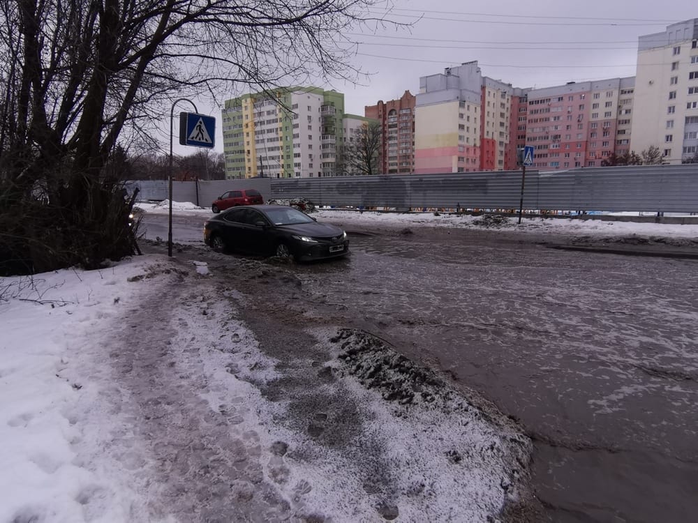 Рязанцы пожаловались на затопленную улицу Татарскую