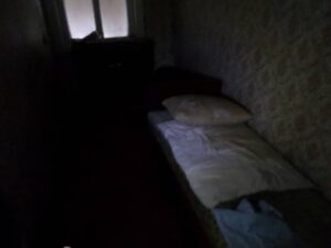 В Рязани молодые люди устроили ночлежку в доме Циолковского