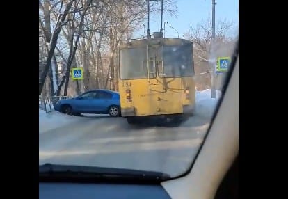 В Рязани троллейбус попал в ДТП