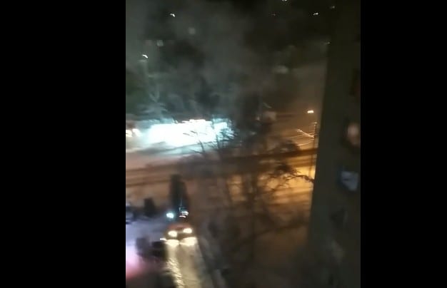 Пожар в жилом доме в Рязани попал на видео