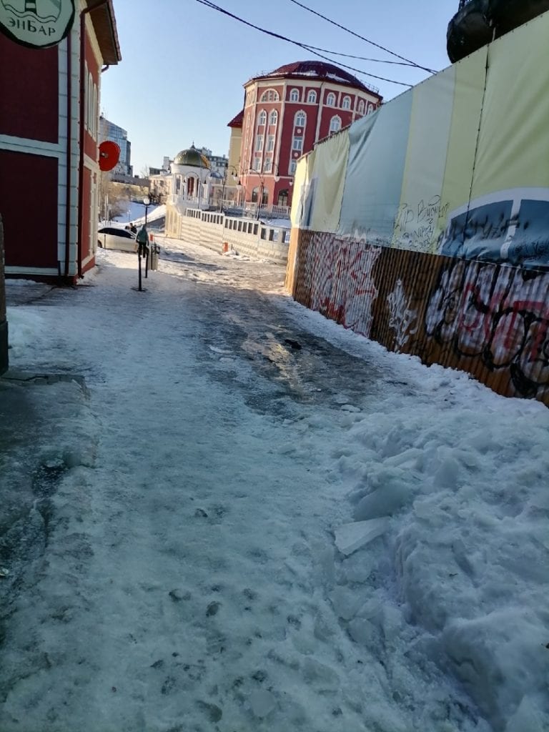 Снежные завалы на улице Мюнстерской в Рязани расчистят 4 марта