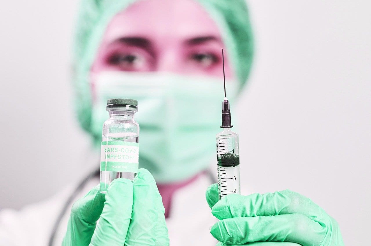 Рязанская больница ответила на популярные вопросы о вакцинации