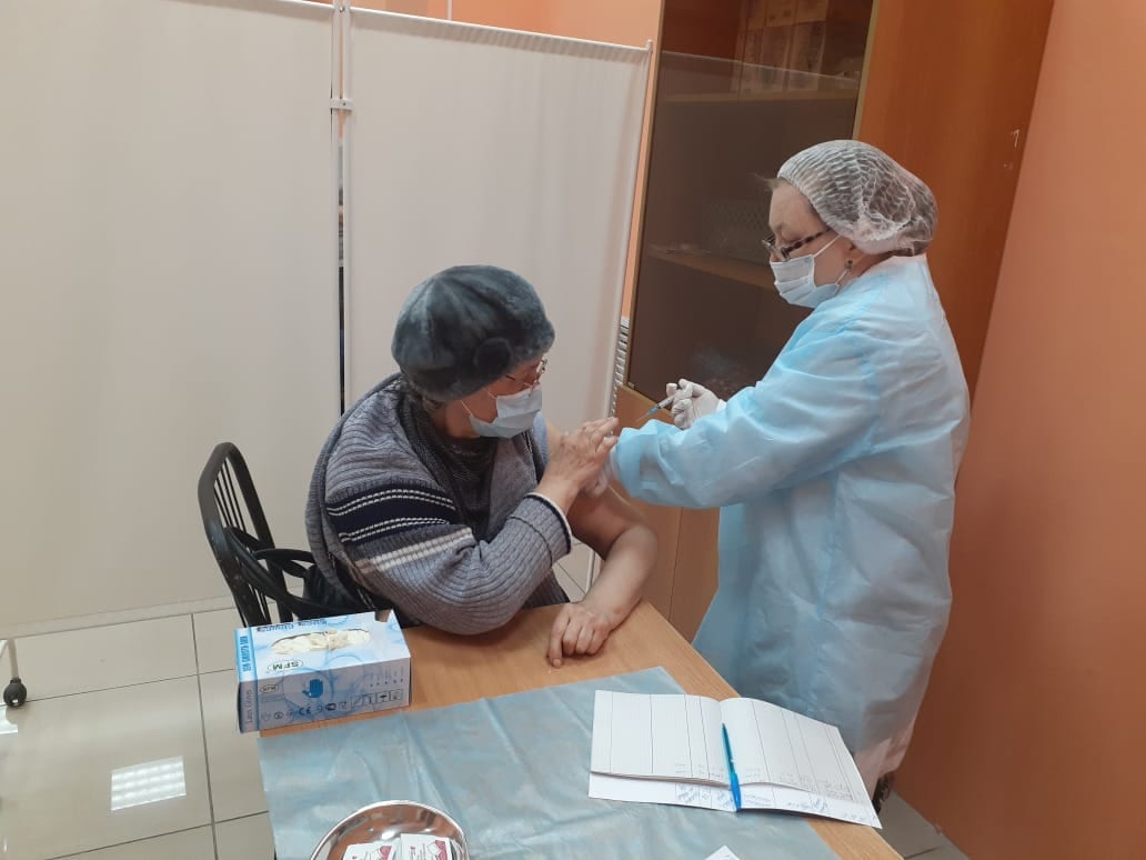 В Рязани открылся первый пункт вакцинации в торговом центре