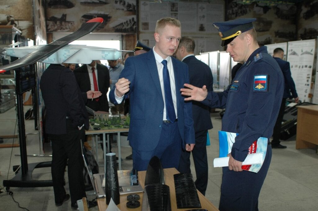 В Рязани открылась выставка «День инноваций Воздушно-десантных войск»