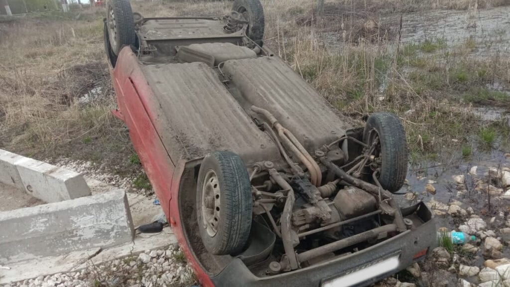 Появились фото с места ДТП в Чучковском районе, в котором пострадали подростки Подростки попали в ДТП в Чучковском районе. В результате пострадали два человека.