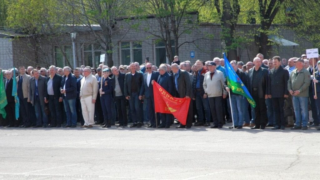 Рязанское высшее военное училище связи отметило 80-летие