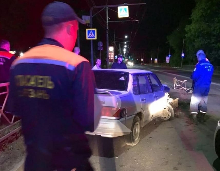 В Рязани пассажир вылетел из попавшего в ДТП автомобиля