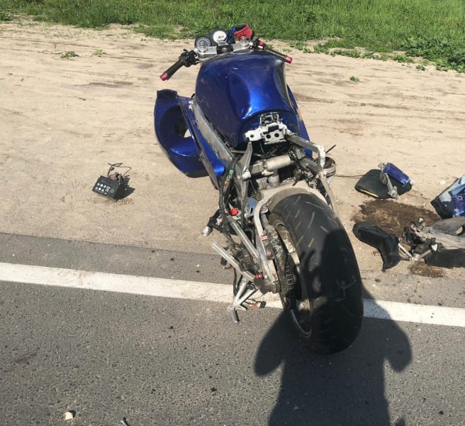 Мотоциклист без прав попал в серьёзное ДТП в Рязанской области