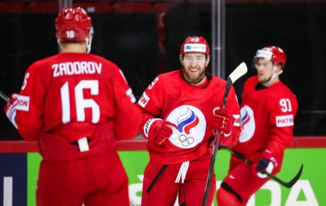 Россия сыграет с Канадой в 1/4 чемпионата мира по хоккею