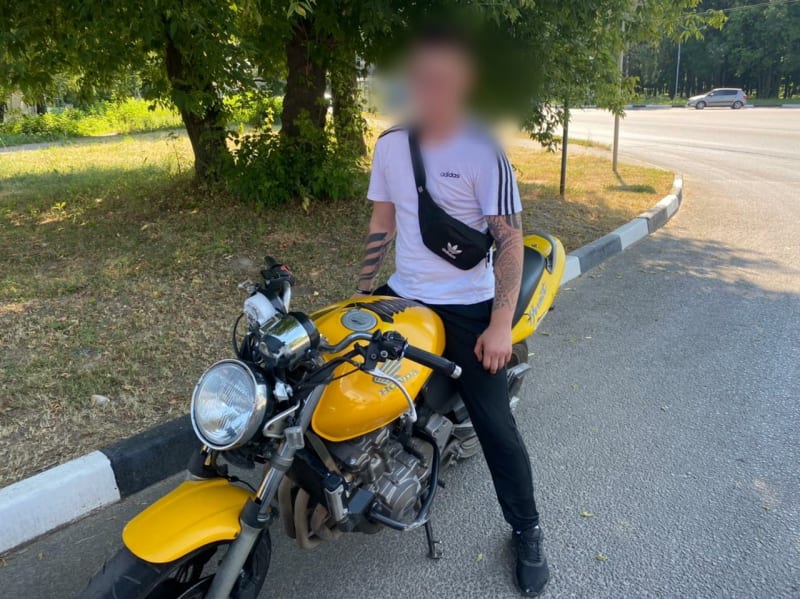 В Рязани полицейские задержали мотоциклиста без прав