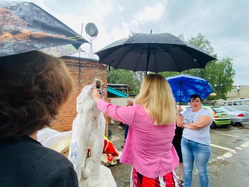 Новая скульптура слоника может украсить социальный объект в Шлаковом Активные жители Шлакового осмотрели детали скульптуры.