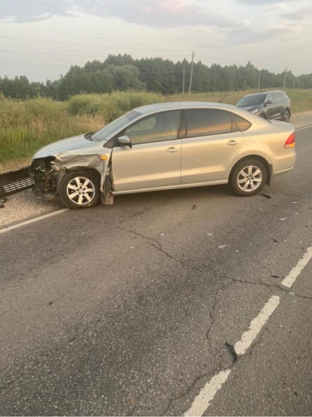 Трое детей пострадали в аварии Hyundai Solaris и Volkswagen Polo в Рязанском районе