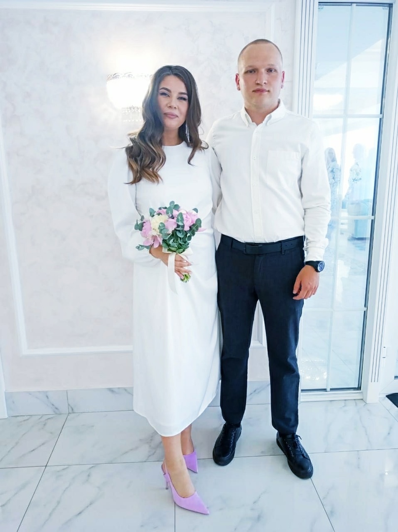 Загс сасово. Свадьба 6 августа. Чугунная свадьба открытки. Шестая годовщина свадьбы поздравления. Торт на чугунную годовщину свадьбы.