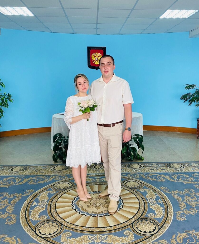 Рязанский ЗАГС опубликовал фотографии свадеб прошедших выходных ГУ ЗАГС по Рязанской области опубликовало фотографии молодожёнов, заключивших брак в субботу, 21 августа.