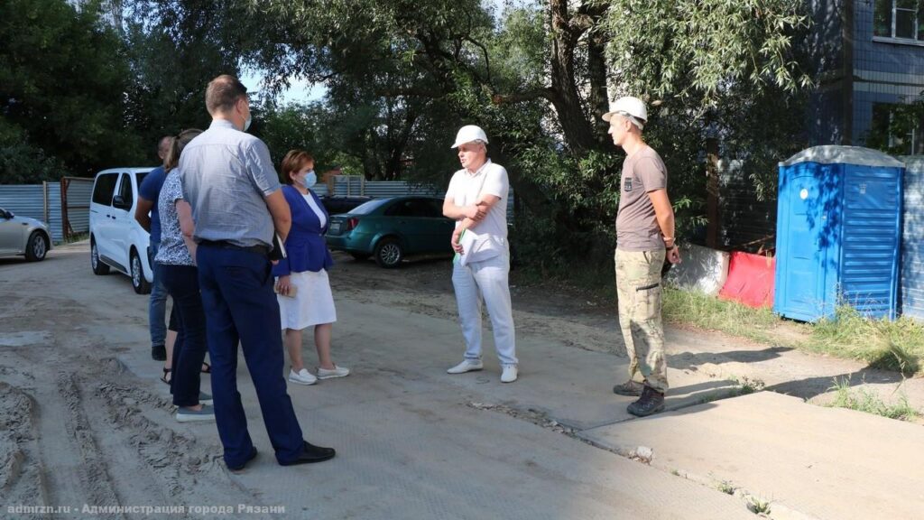 Елена Сорокина осмотрела ход строительства яслей в Рязани Глава администрации осмотрела два объекта на улицах Бугровка и Бирюзова.