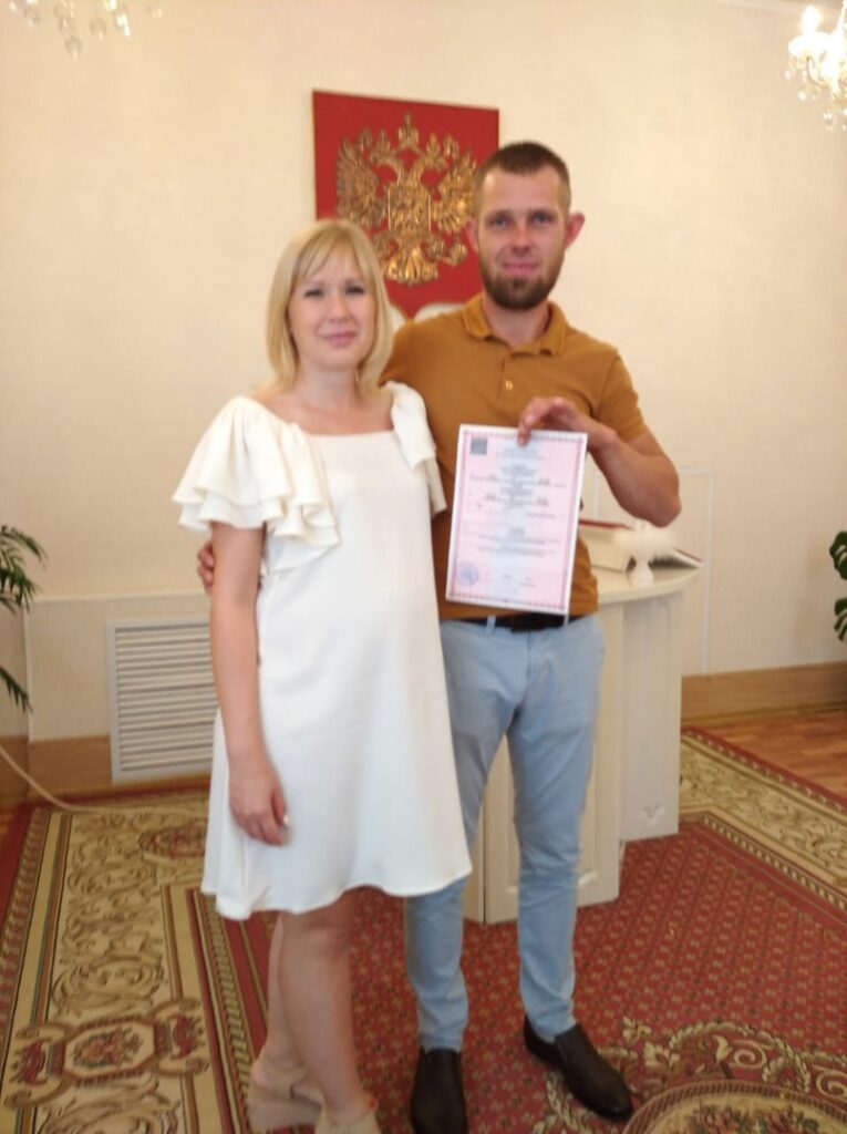 Рязанский ЗАГС опубликовал фотографии свадеб прошедших выходных ГУ ЗАГС по Рязанской области опубликовало фотографии молодожёнов, заключивших брак в субботу, 21 августа.