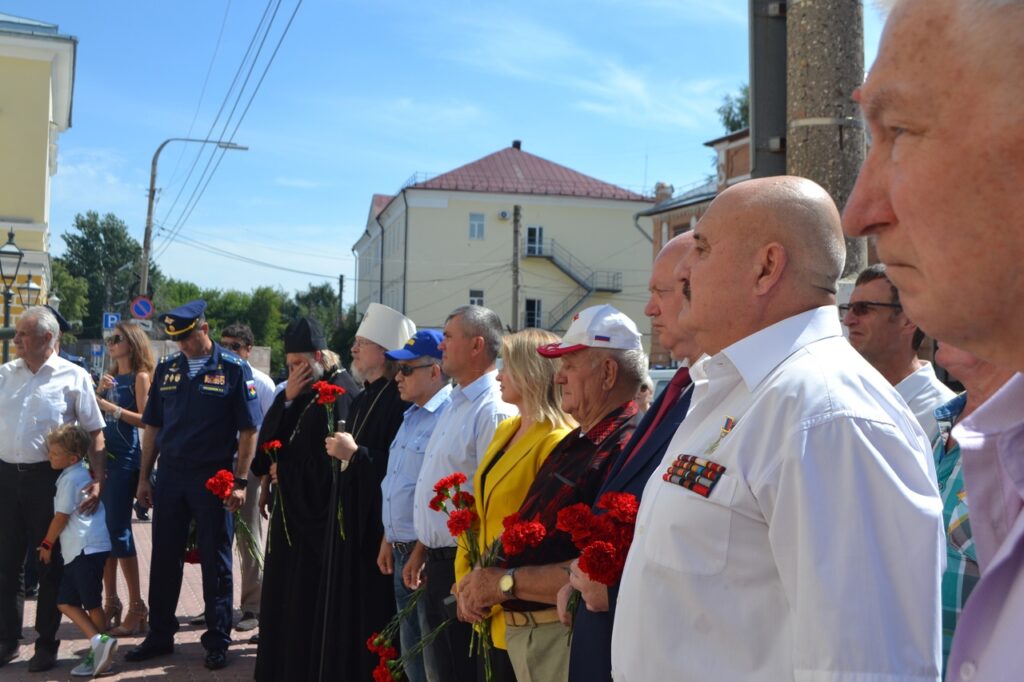 В Рязани открыли мемориальную доску Почётному гражданину Владимиру Инюцыну