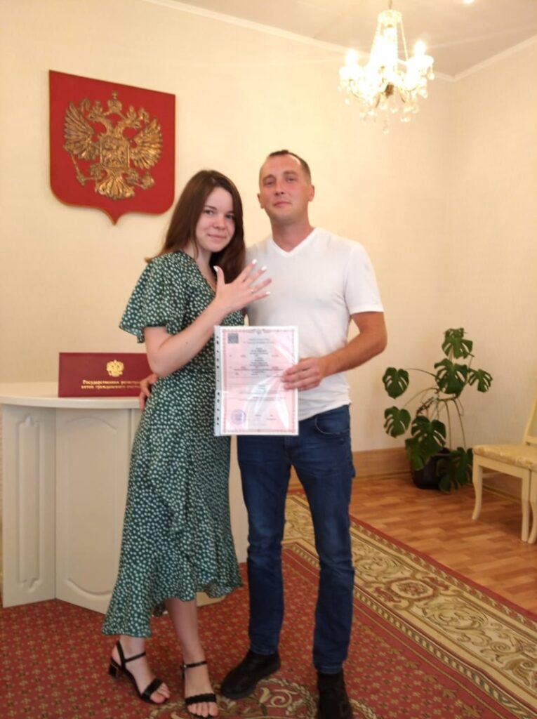Рязанский ЗАГС опубликовал фотографии свадеб прошедших выходных ГУ ЗАГС по Рязанской области опубликовало фотографии молодожёнов, заключивших брак в субботу, 21 августа.