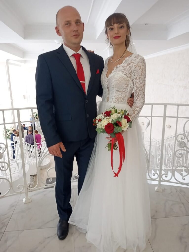 Рязанский ЗАГС опубликовал фотографии свадеб 27 августа