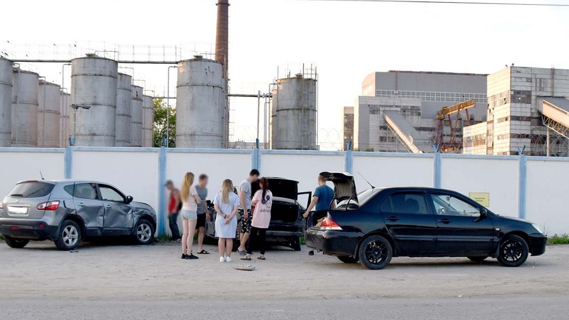 В Новомичуринске Hyundai протаранил три автомобиля
