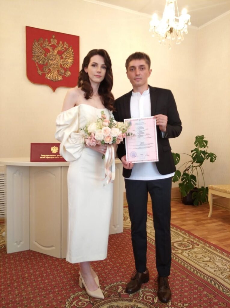 Рязанский ЗАГС опубликовал фотографии свадеб прошедших выходных ГУ ЗАГС по Рязанской области опубликовало фотографии молодожёнов, заключивших брак в субботу, 21 августа.