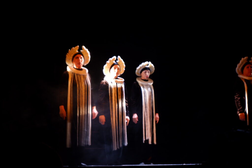 Актеры из Дагестана на "Рязанских смотринах" показали спекатакль "Одиссей. Путь домой"
