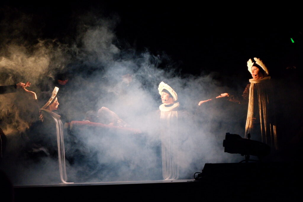 Актеры из Дагестана на "Рязанских смотринах" показали спекатакль "Одиссей. Путь домой"
