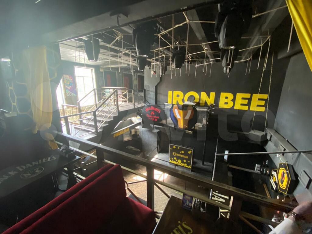 В Рязани сдают в аренду помещение Iron Bee бара