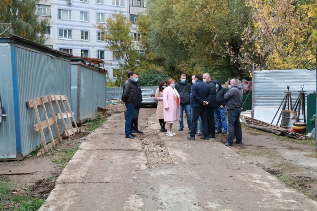 Елена Сорокина проинспектировала строительство яслей в Канищеве