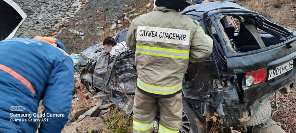 В жестком ДТП в Якутии погибли три человека