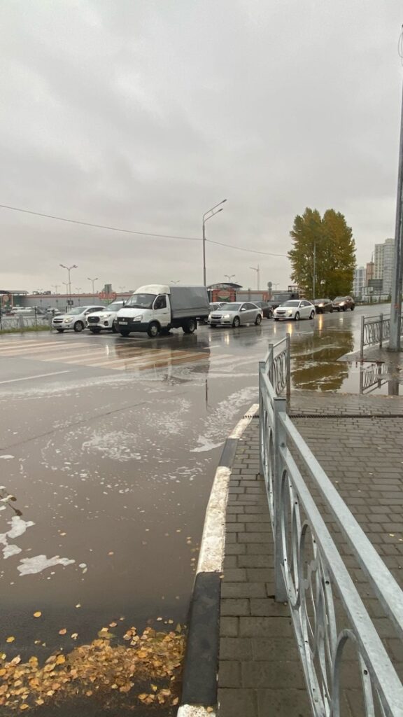 В Рязани вновь затопило отремонтированный переход у «Глобуса»