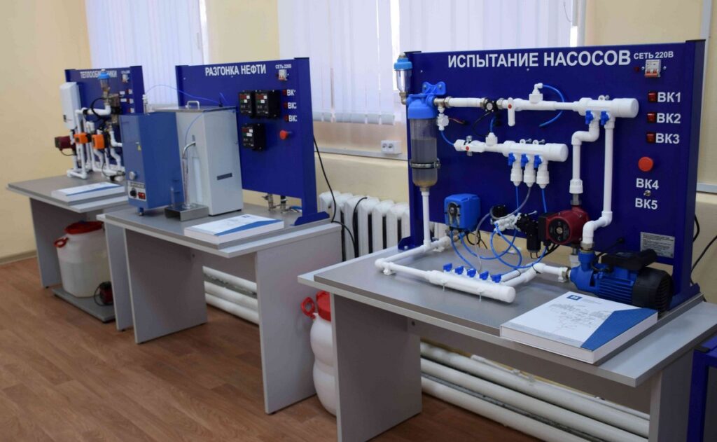 РНПК оснастила оборудованием учебную лабораторию Касимовского нефтегазового колледжа