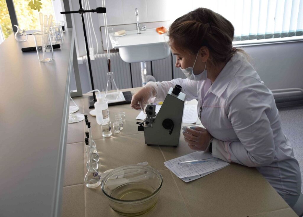РНПК оснастила оборудованием учебную лабораторию Касимовского нефтегазового колледжа