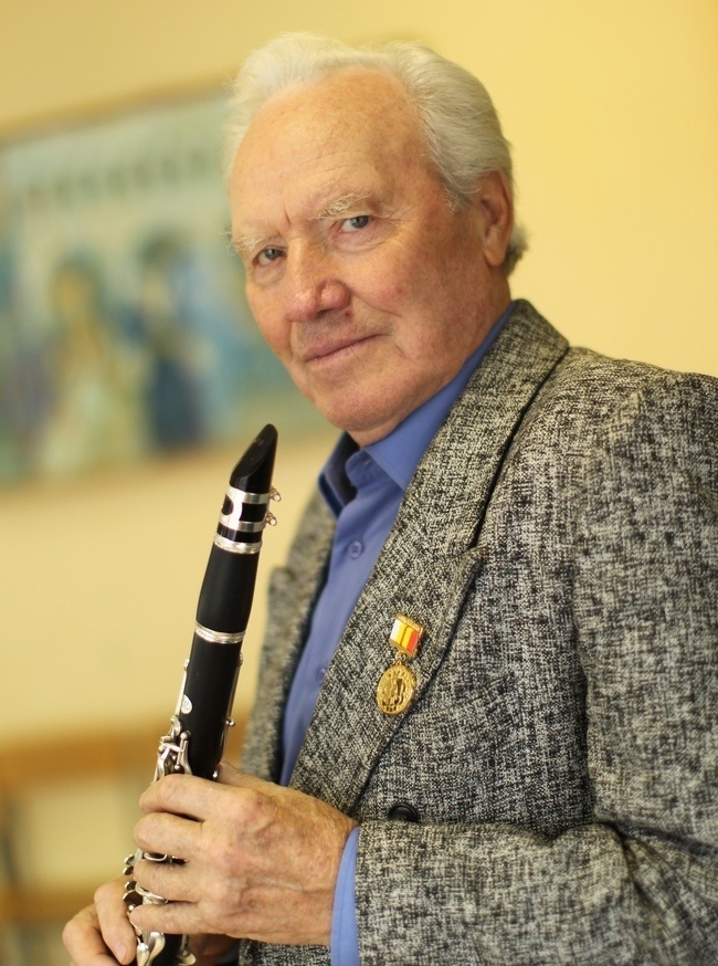 Скончался бывший директор Рязанского музыкального колледжа Александр Грущин