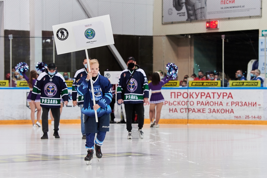 В Рязани торжественно открыли 11-й сезон Ночной хоккейной лиги