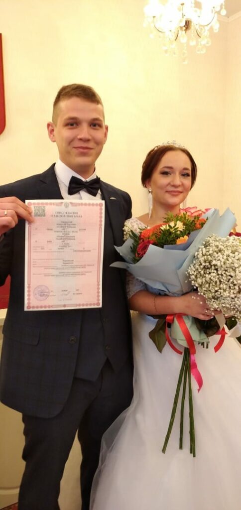 Опубликованы фото рязанских молодожёнов, сыгравших свадьбы 13 ноября