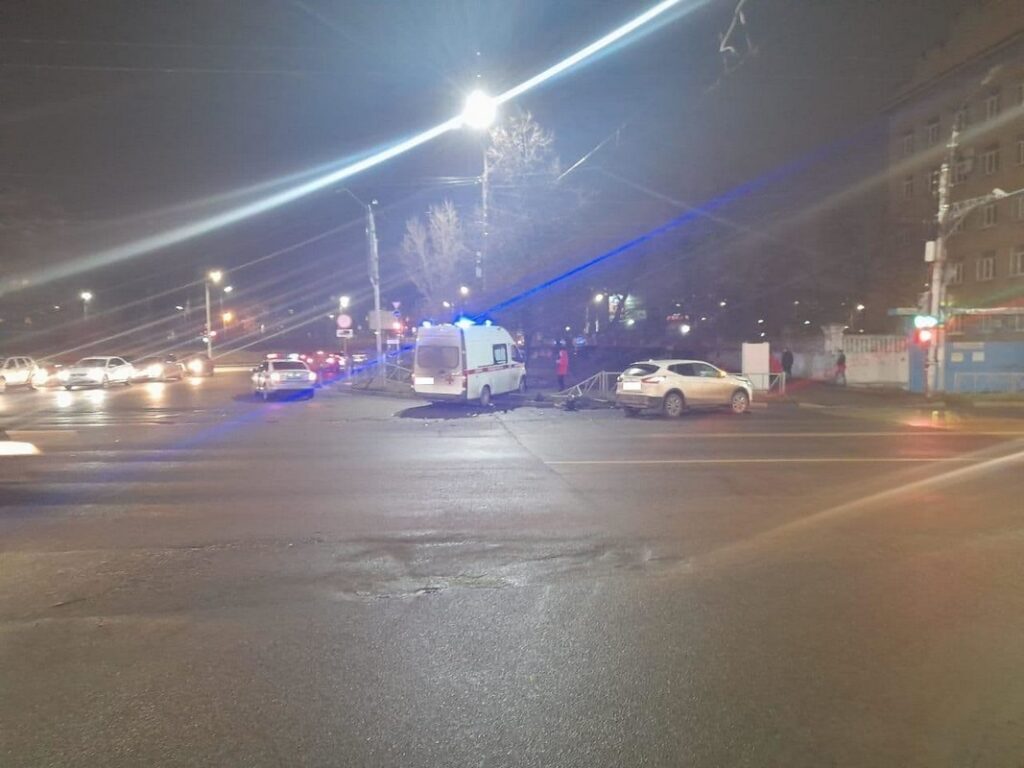 В ДТП со скорой в Рязани пострадала пассажирка