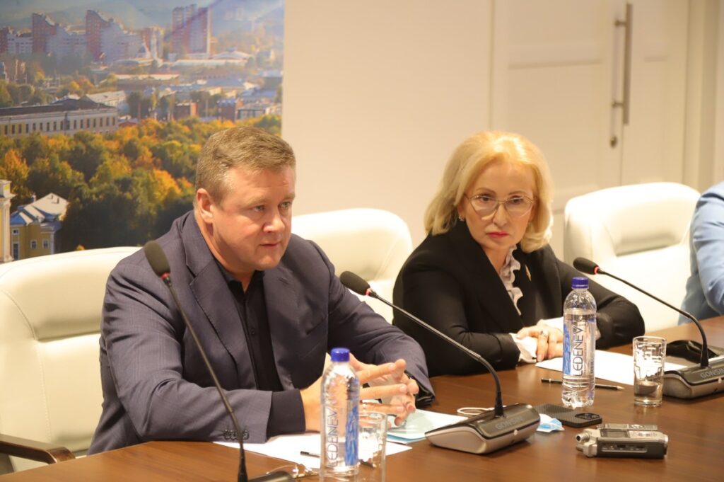 Любимов и Макаров встретились с рязанским активом «Единой России»