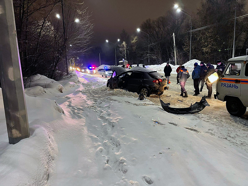 ДТП на Ряжском шоссе Рязани: 2 человека погибли, 4 пострадали