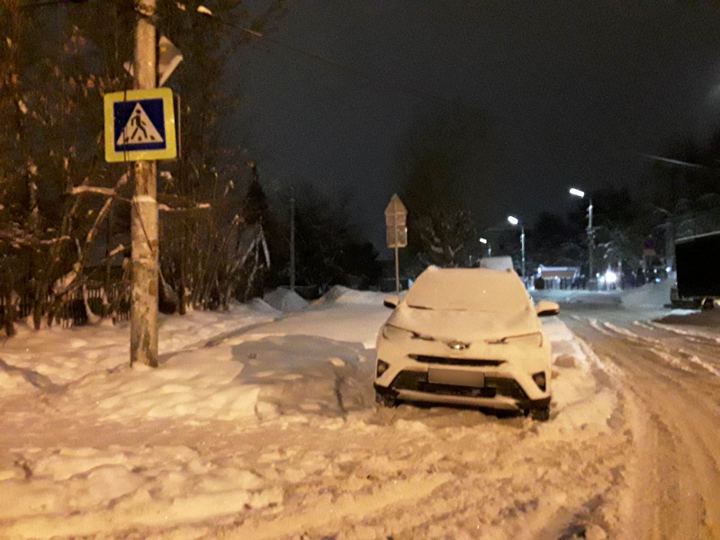 В Рязани ГИБДД направляет на спецстоянку машины, мешающие уборке снега